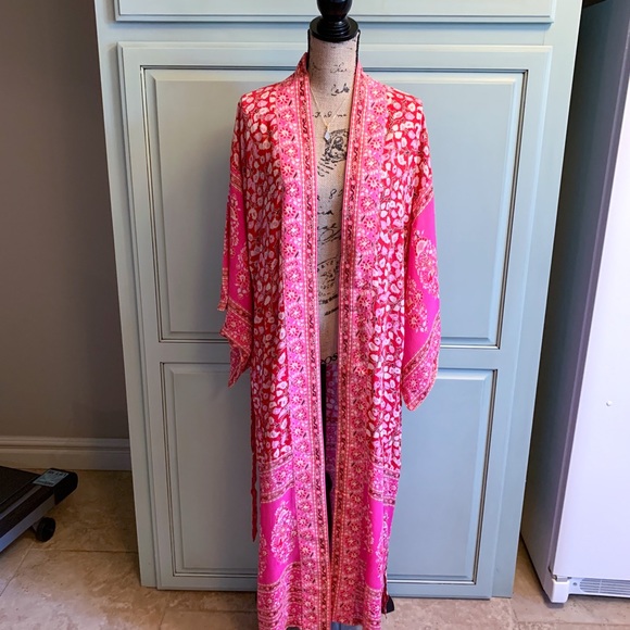 Spell - Picture 6 of 16